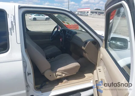 2000 Nissan Frontier Se-V6/Xe-V6 from USA, damaged, VIN 1N6ED27T4YC315946